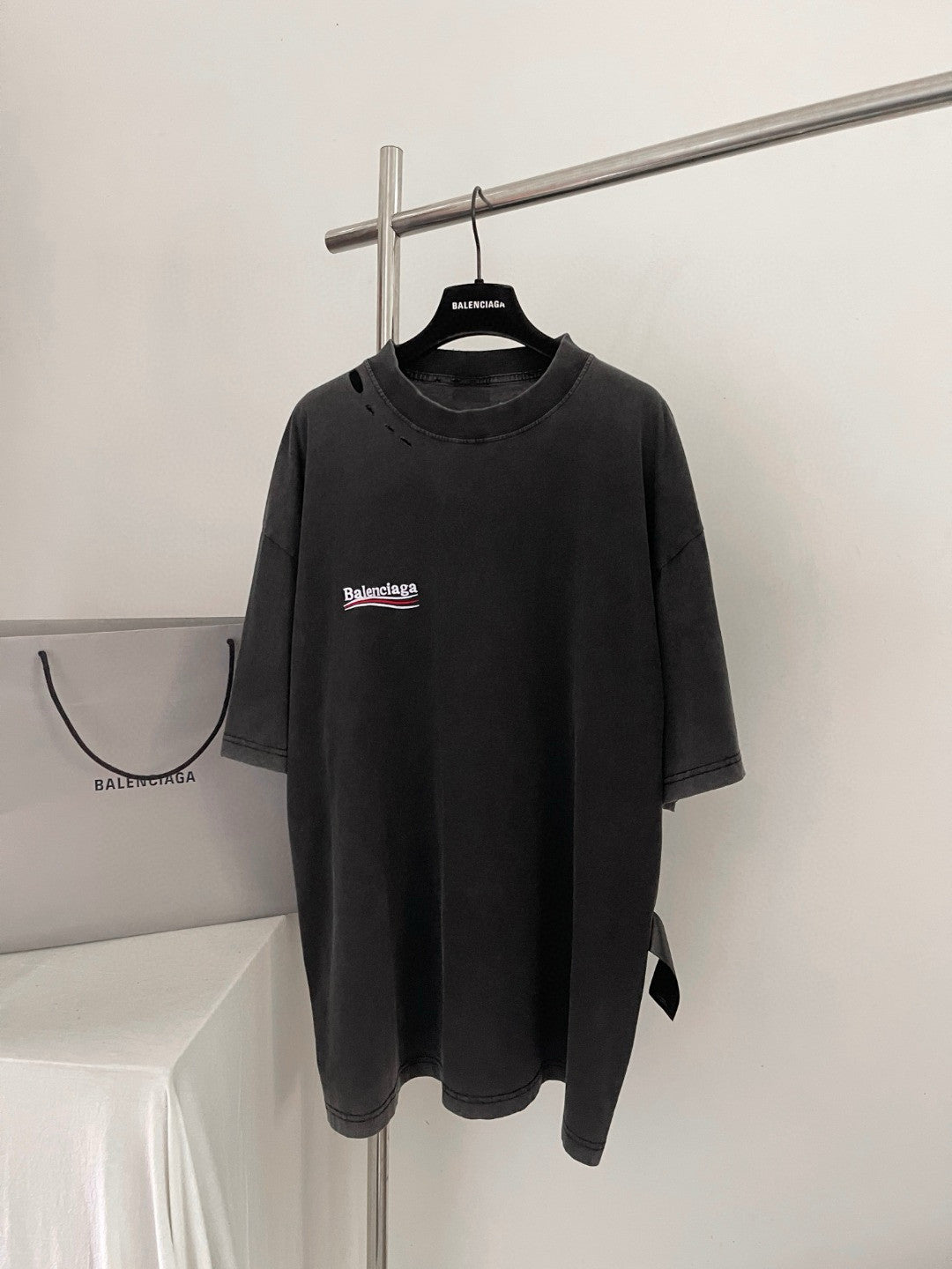 Balenciaga POLITICAL CAMPAIGN INSIDE-OUT Men's Summer Washed Colour Embroidered Letter Short Sleeve Fashionable Short Sleeve T-shirt #78142