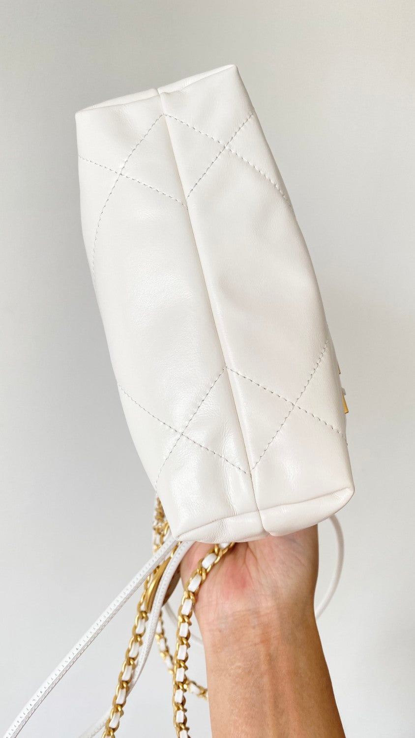 Chanel Women's Solid Color Logo Drawstring Closure Chain Shoulder Strap Glossy Calfskin Shoulder Crossbody Bag Bags #77838