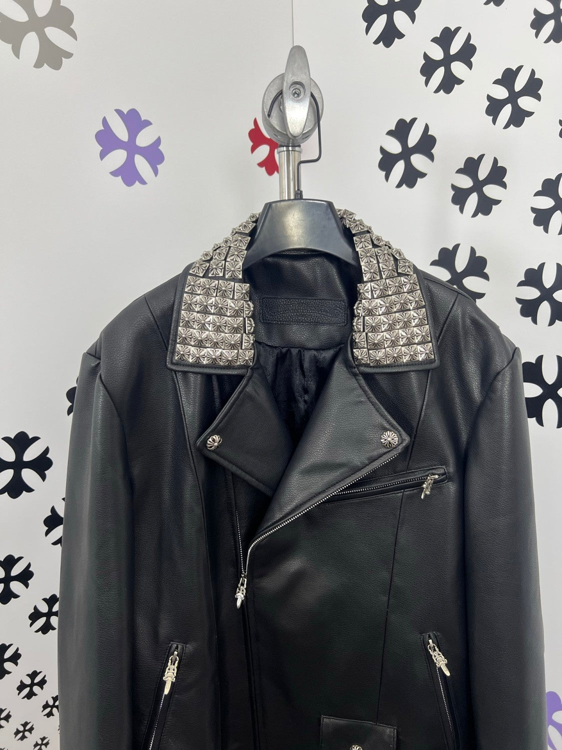 Chrome Hearts Men's Solid Color Autumn/Winter Classic Fashion Collar Zipper Multi Pocket Long Sleeve Leather Jacket #78223