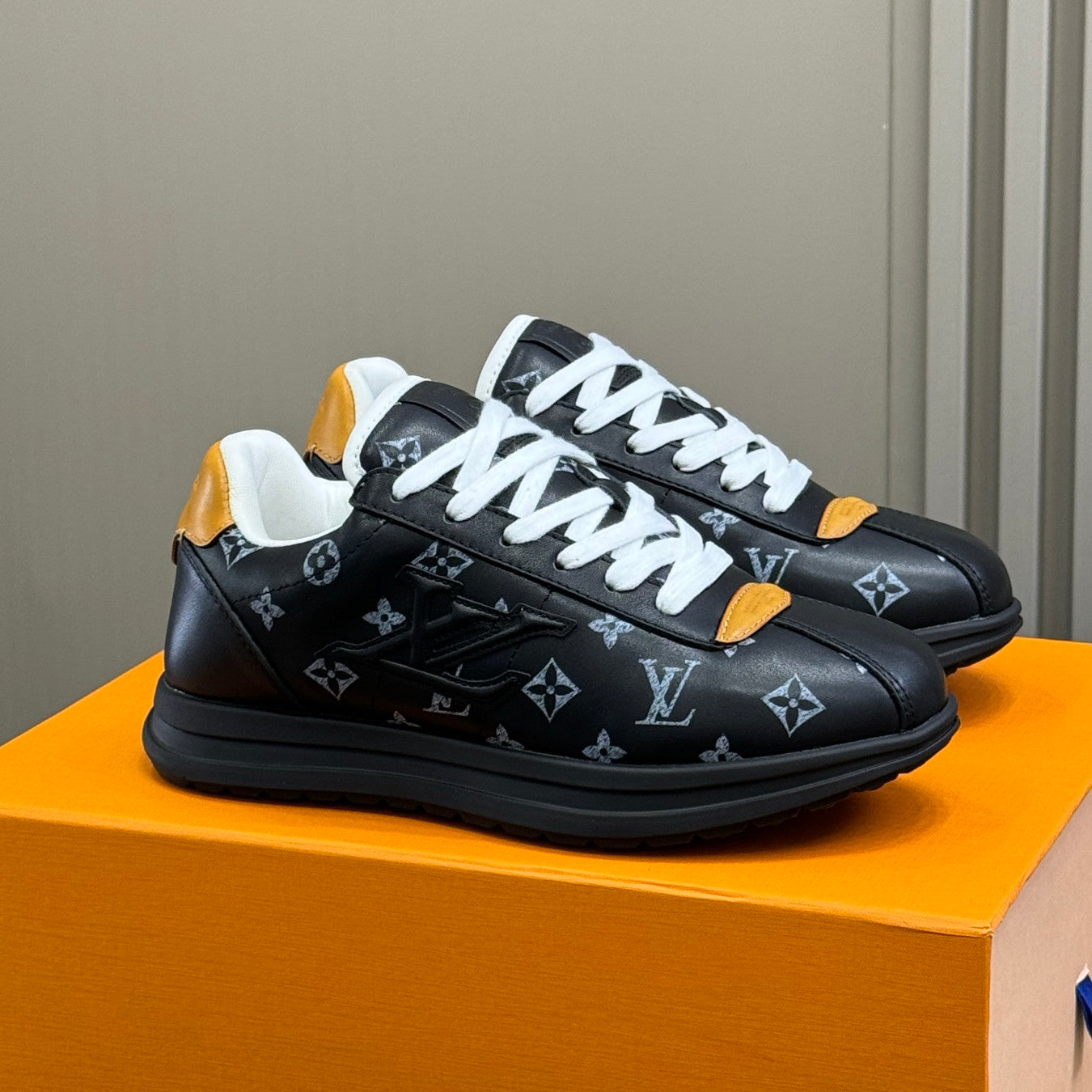 Louis Vuitton LV Buttersoft Men's and Women's Solid Color Leather Embroidered Logo Low-Top Lace-Up Sneakers Shoes #77347