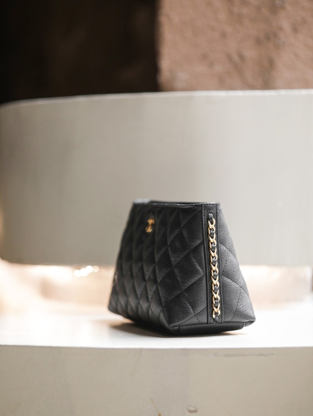 Chanel Women's Fashion Classic Solid Color Chain Zipper Handbag With Diamond Quilting And Embossed Grain Texture Carry All Pouch Makeup Bag Storage Bag Bags AP4700-B20730-94305 #79237