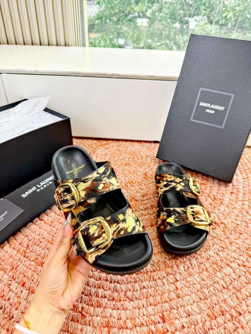 Saint Laurent Ysl Logo Beach Slippers #379498