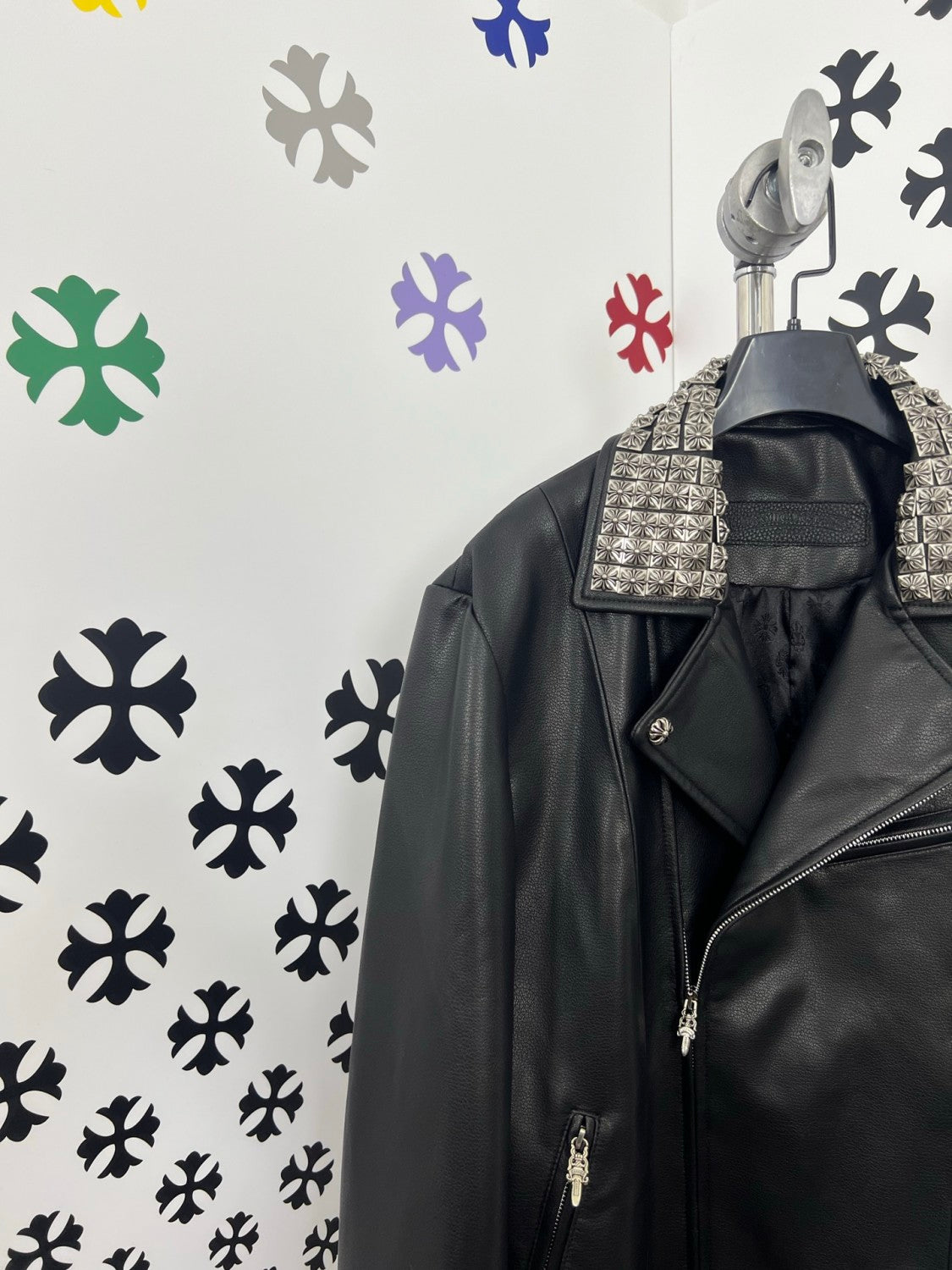 Chrome Hearts Men's Solid Color Autumn/Winter Classic Fashion Collar Zipper Multi Pocket Long Sleeve Leather Jacket #78223