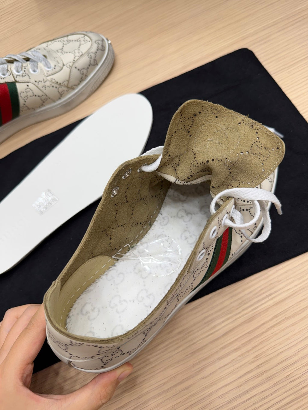 GUCCI Men's Stretch low-top sneaker in white GG leather #388315