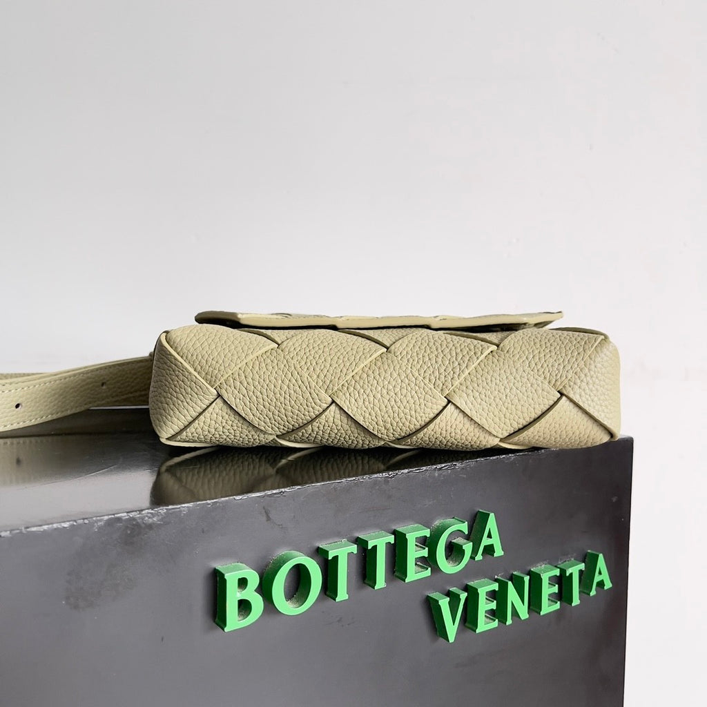 Bottega Veneta  Diago Women's And Men's Fashion Casual Leather Bag With Lychee Texture Magnetic Clasp And Braided Design Shoulder Bag And Crossbody Bag Bags 795637V4FV18803 #78344