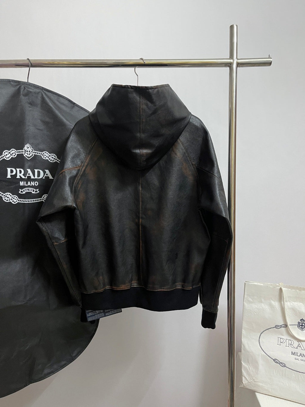 Prada SS25 Spring And Summer Men's Nappa Leather Hooded Raglan Long Sleeve Sweatshirt Leather Jacket #332536