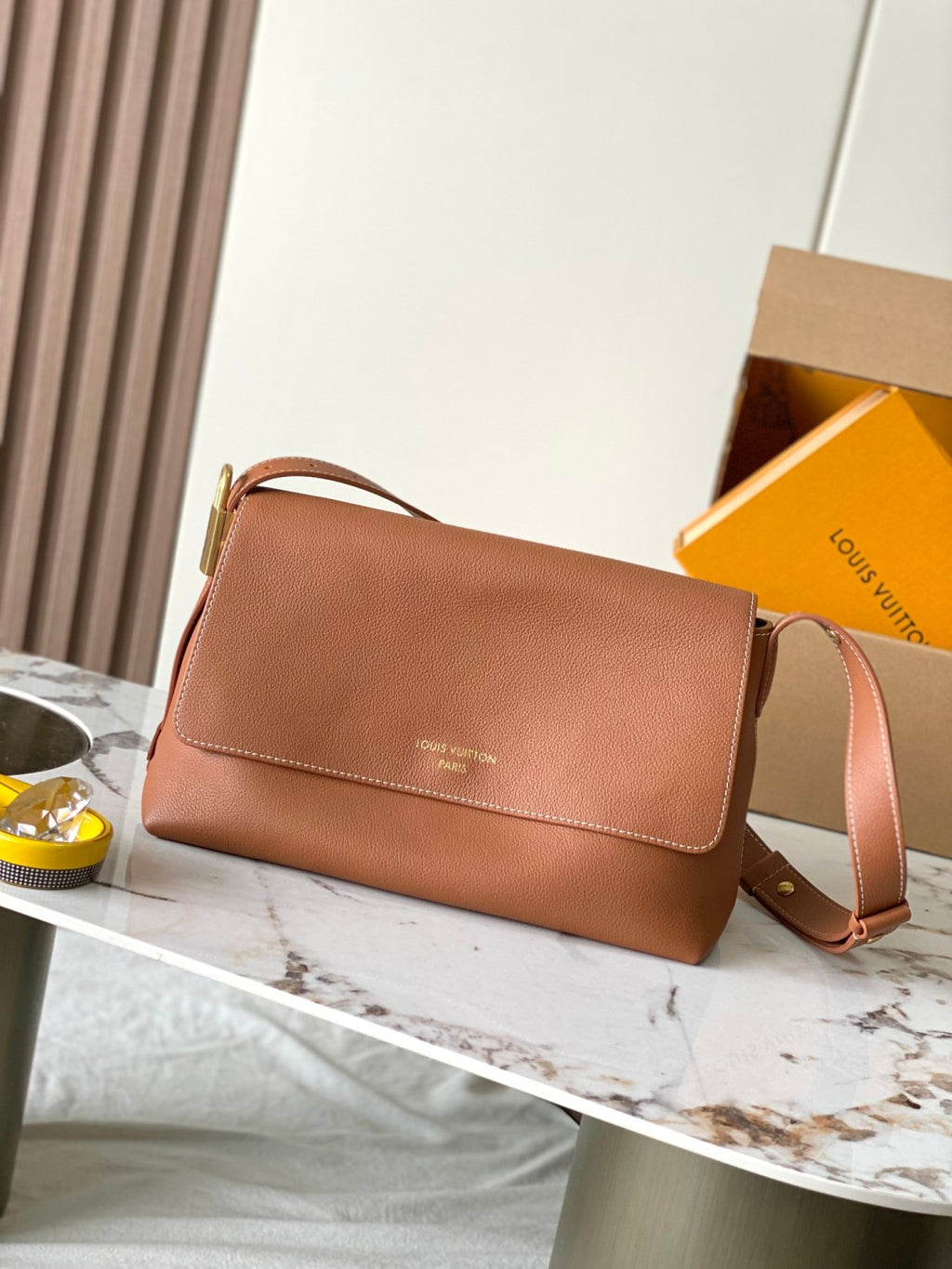 Louis Vuitton LOW KEY MESSENGER Men's Solid Color Letter Printed Flap Cowhide Underarm Bag Shoulder Bags #76286