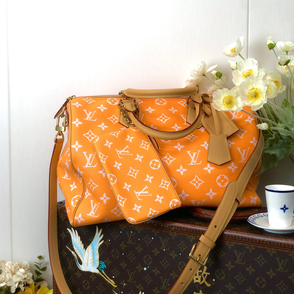 Louis Vuitton Women's Fashion Classic Cream Orange Logo Zipper Closure Leather Shoulder Bag Handbags In Small Medium And Large Sizes Crossbody Bag Bags #78653