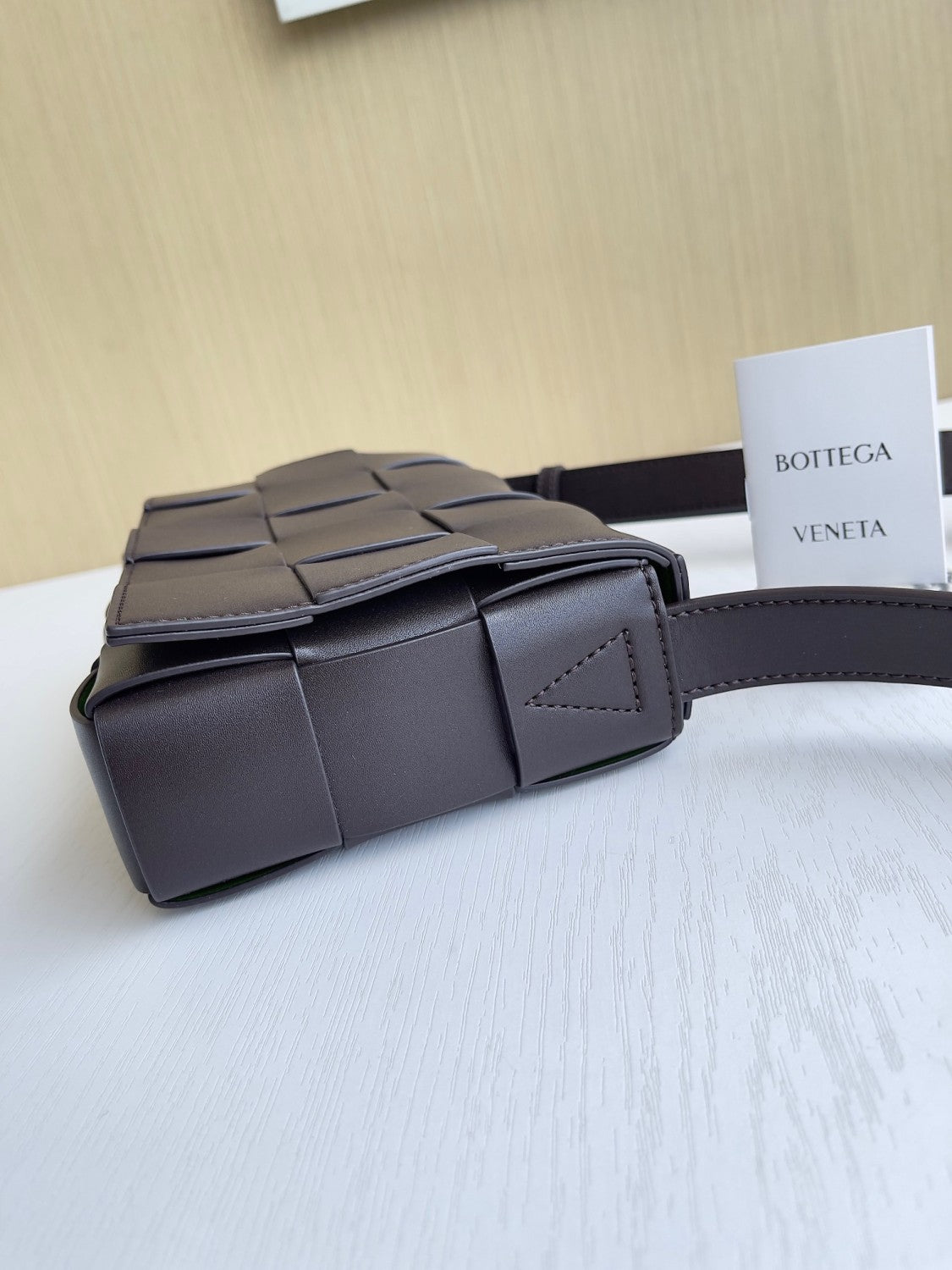 Bottega Veneta Women's Fashion Classic Two Tone Design Grained Leather Shoulder Bag Crossbody Bag Bags #79397