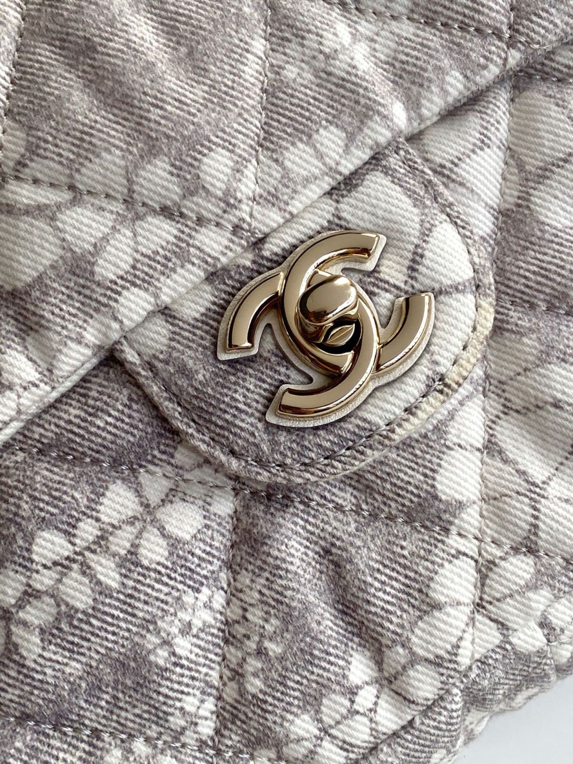 Chanel Women's Solid Color Chain Cherry Blossom Print Cotton Flap Bag Shoulder Bag Crossbody Bags #77445