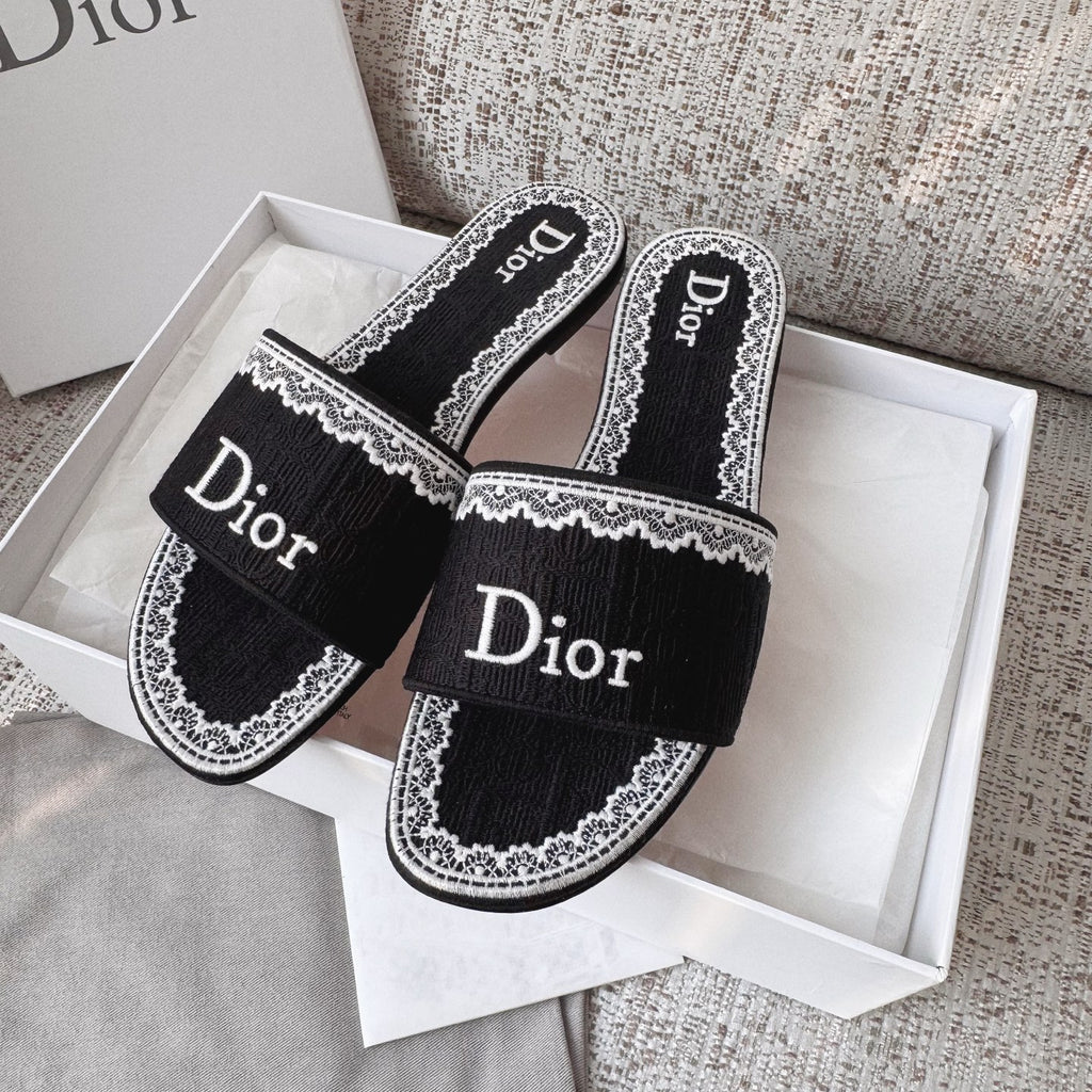 Dior Dentelle Slide Sky Blue Dior Oblique Embroidered Cotton and White Lace #377809