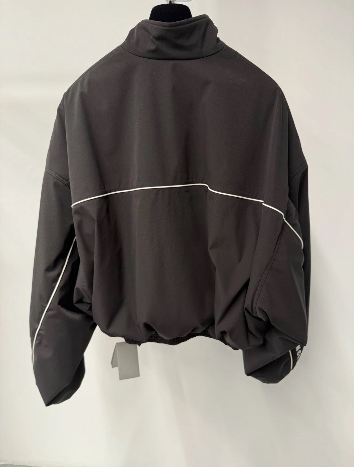 Balenciaga  25SS Airy Quilted Short Jacket Broad Shoulders Silhouette Short Jacket #332721