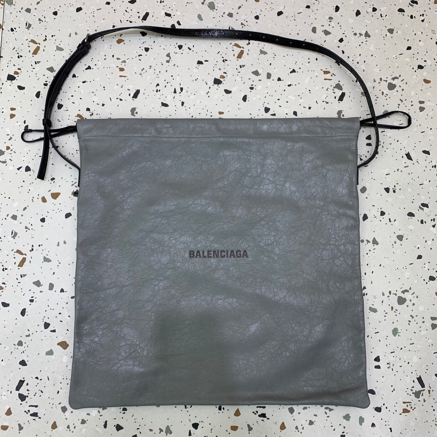 Balenciaga Women's Old Hardware Accessories Zipper Closure Sheep Leather Tote Bag Single Shoulder Crossbody Bags #75936