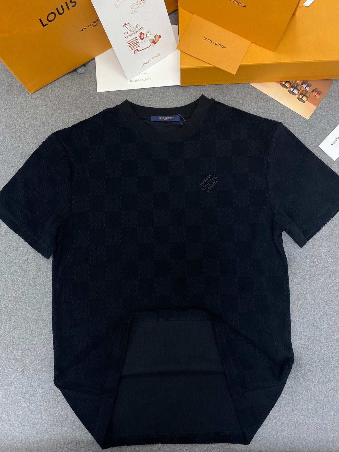 Louis Vuitton Men's Summer Black Embroidered Logo Printed Cotton Short Sleeve T-Shirt Casual Shorts Set Suit #76435