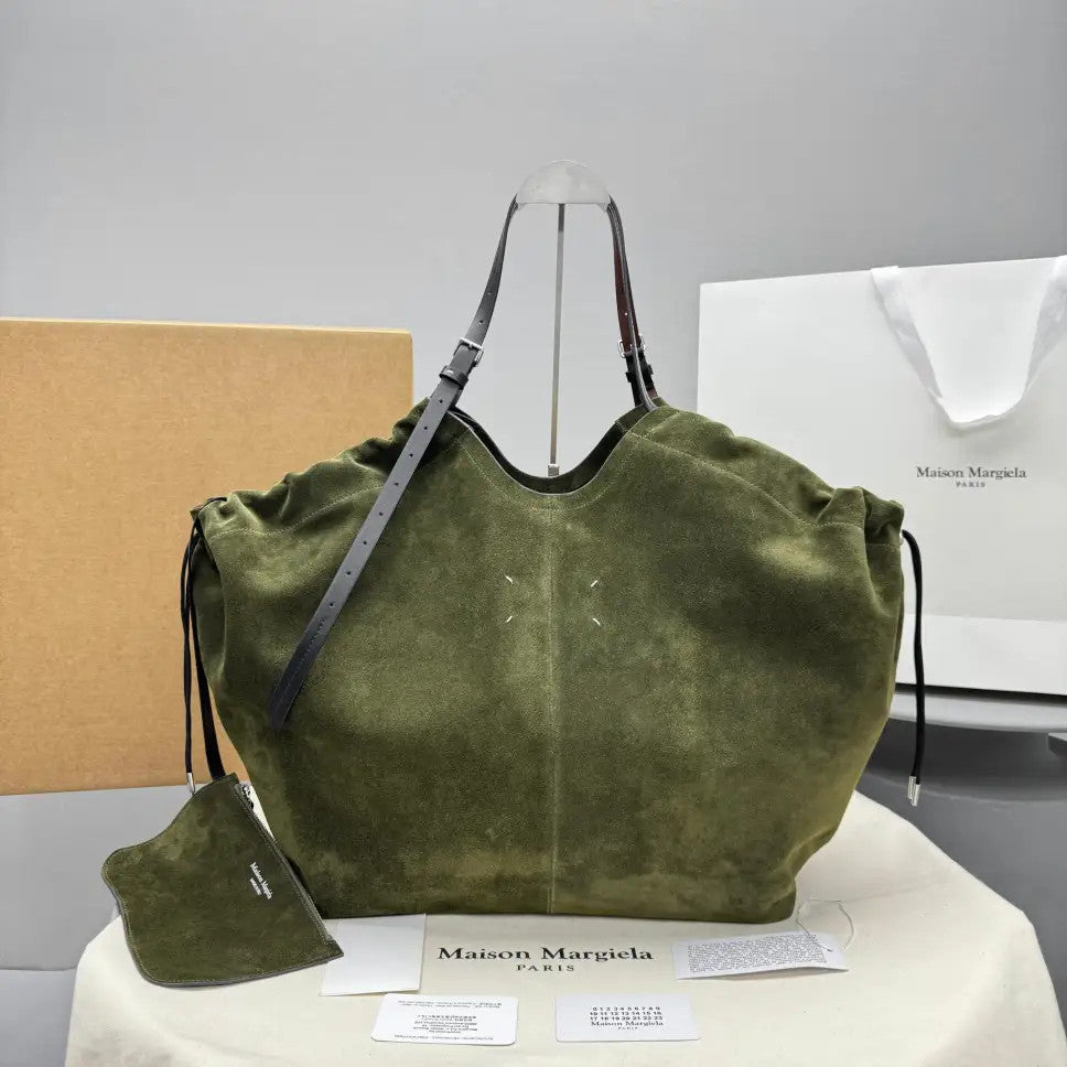Maison Margiela Drawstring Shopping Bag Large-Capacity Slant-Cross Green Bag Fashionable. Trendy Casual Retro Bag #82584A