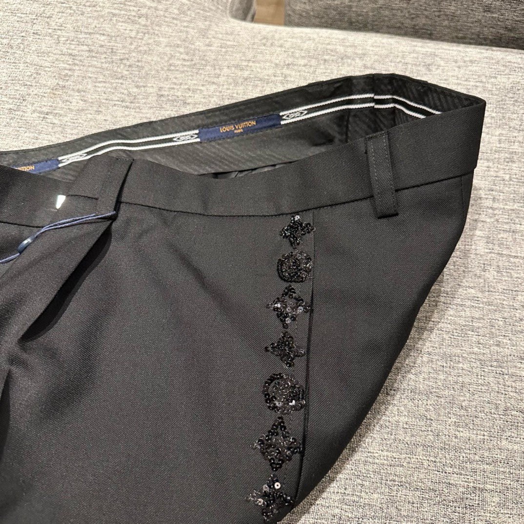 Louis Vuitton Men's Spring and Autumn Black Evening Drawstring Zipper Standing Collar Jacket Casual Pants Suit Set #72849