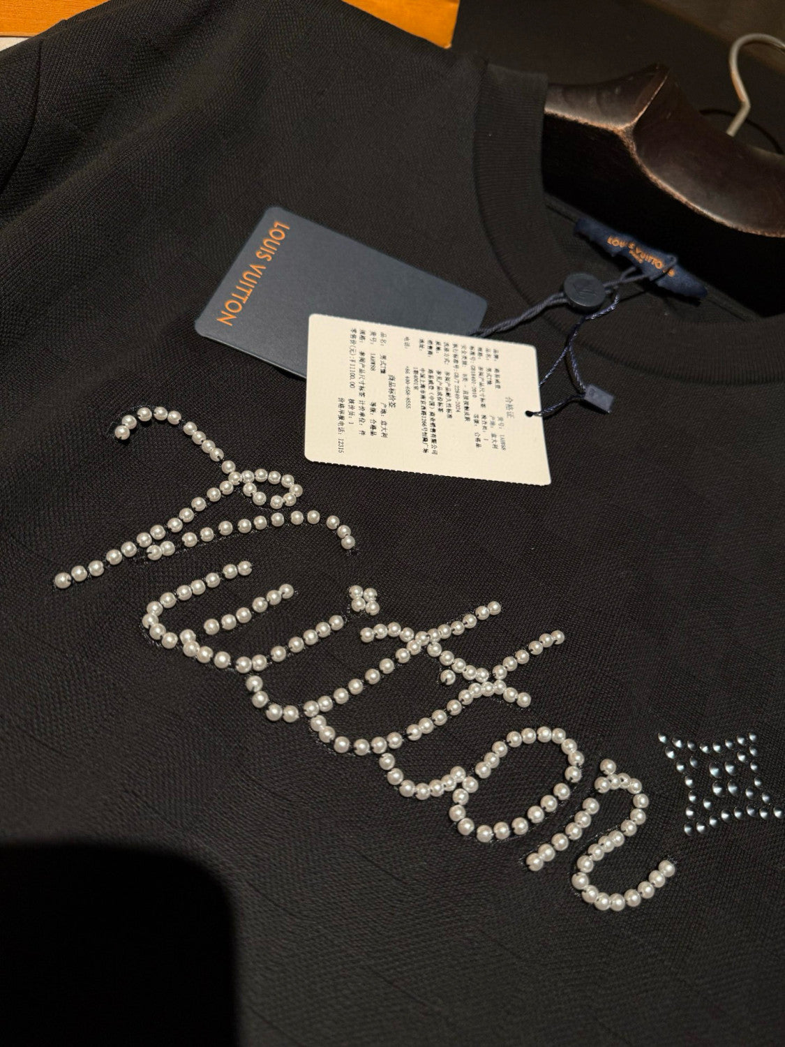 Louis Vuitton Men's Short-sleeved T-shirt Damier Pattern Bead Embroidered Cursive Signature New Style #325063