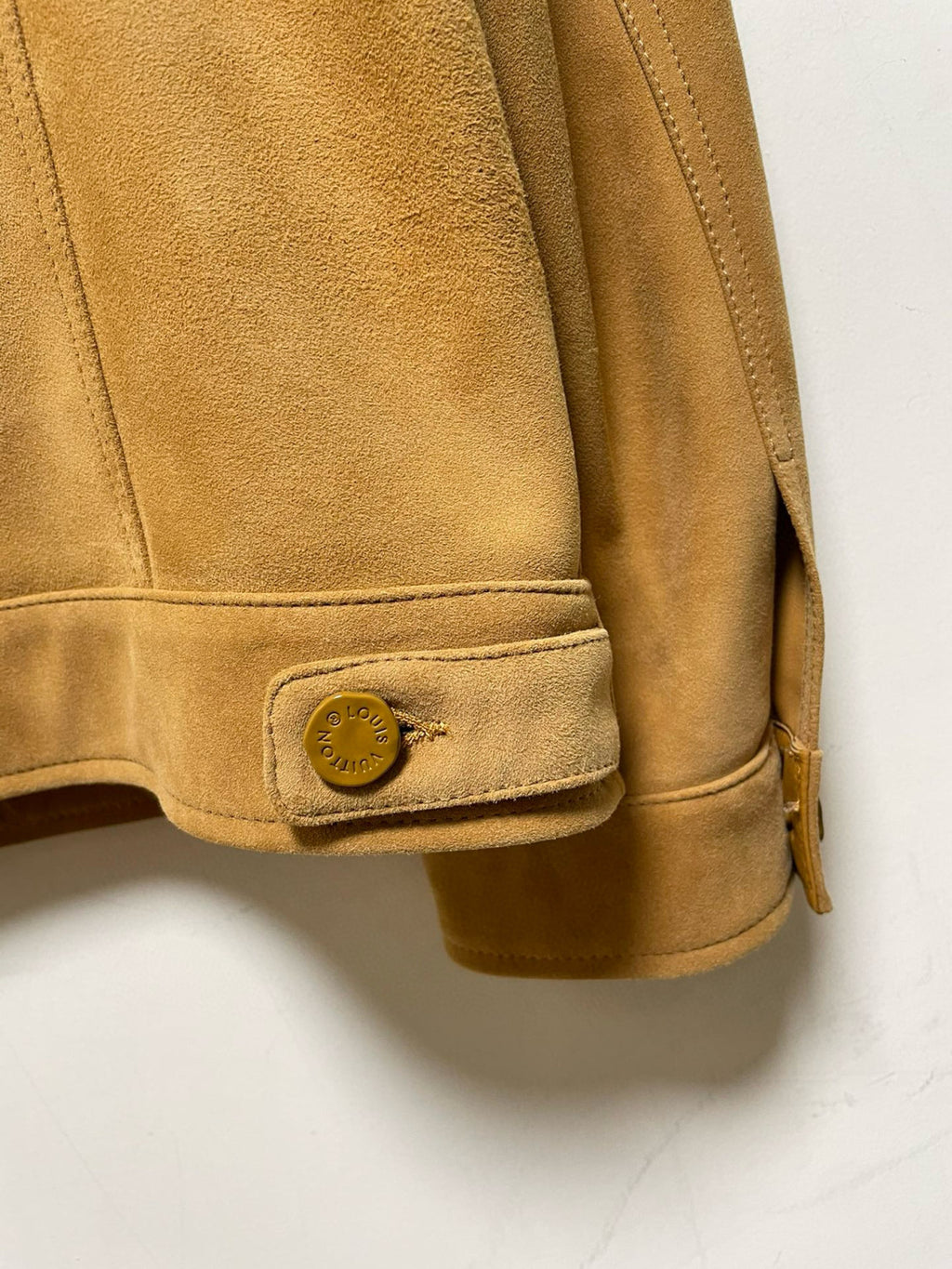 Louis Vuitton Men's Autumn and Winter Khaki Sheepskin Pocket Single Breasted Jacket #98817