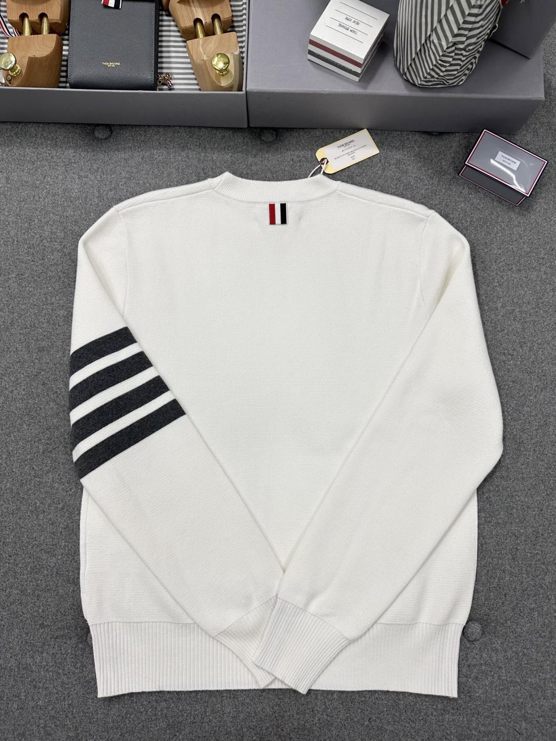Thom Browne Men's Spring. Autumn And Winter Round Neck Solid Color Cotton Striped Long Sleeve Pullover Knitted Sweater Ngvp #1944