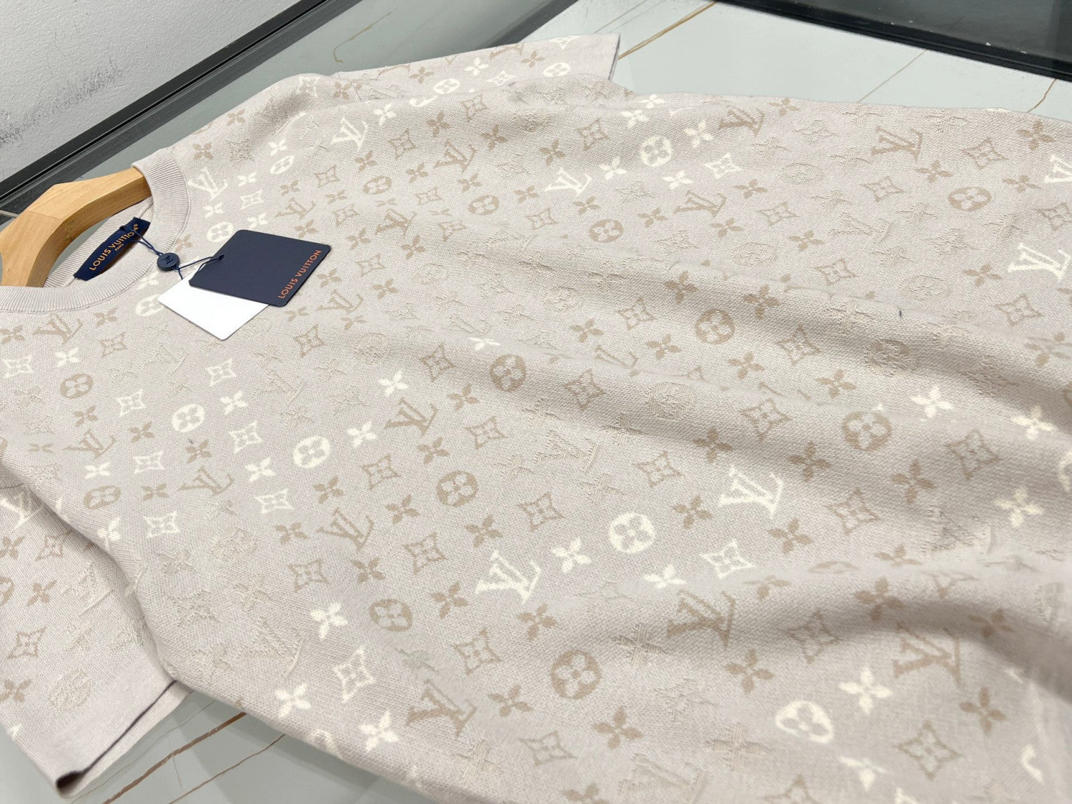 Louis Vuitton Monogram Short-Sleeved Crewneck #333584