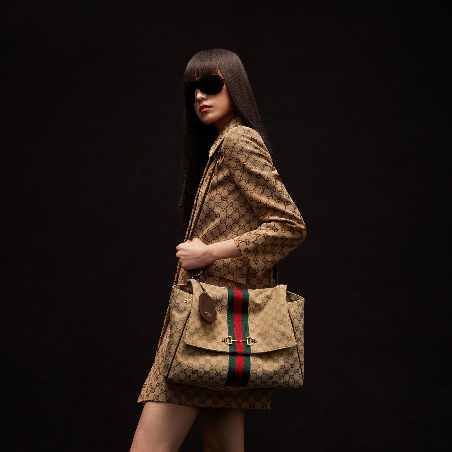 GUCCI Paparazzo Large Top Handle Bag Leather #383704