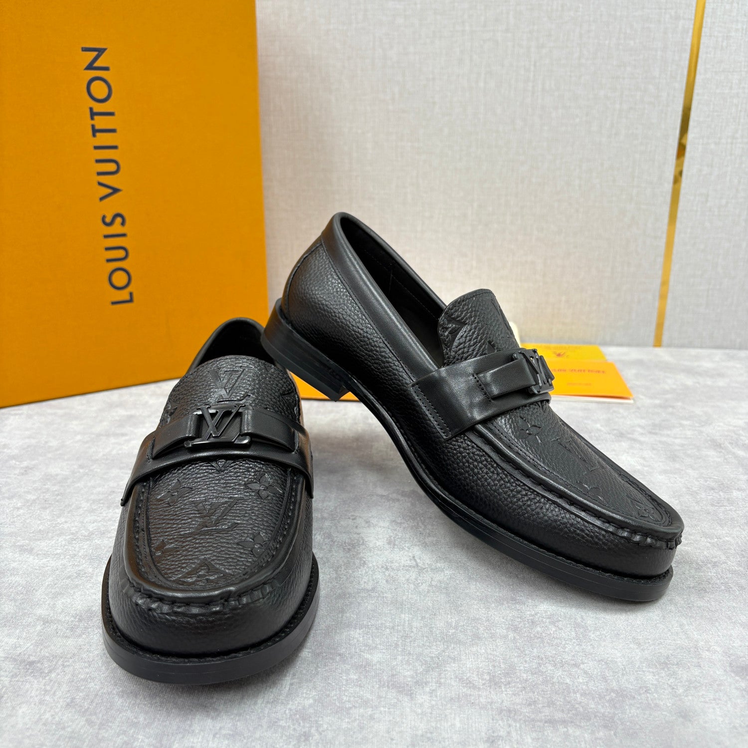 Louis Vuitton Major Casual Shoes #378273