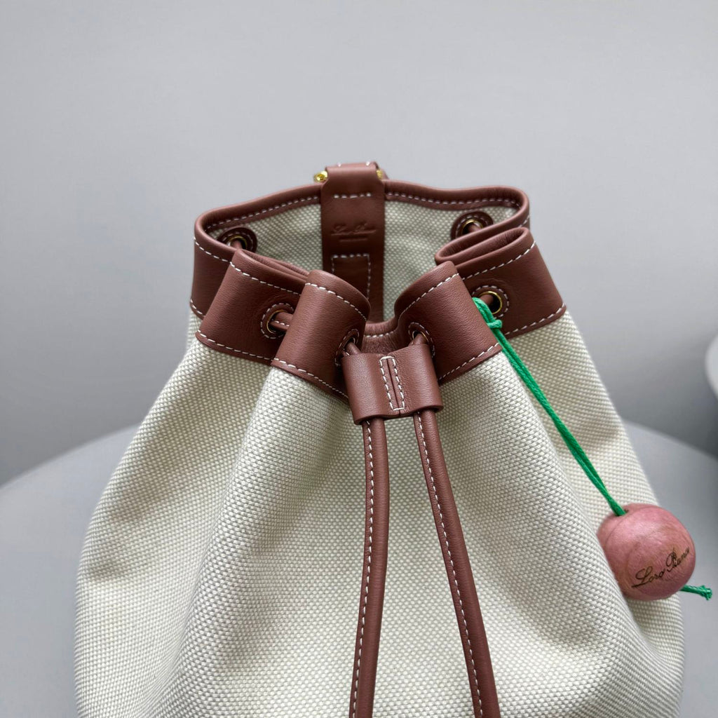 Loro Piana Women's Solid Color Adjustable Shoulder Strap Extra Drawstring Shoulder Bag Bags #76521