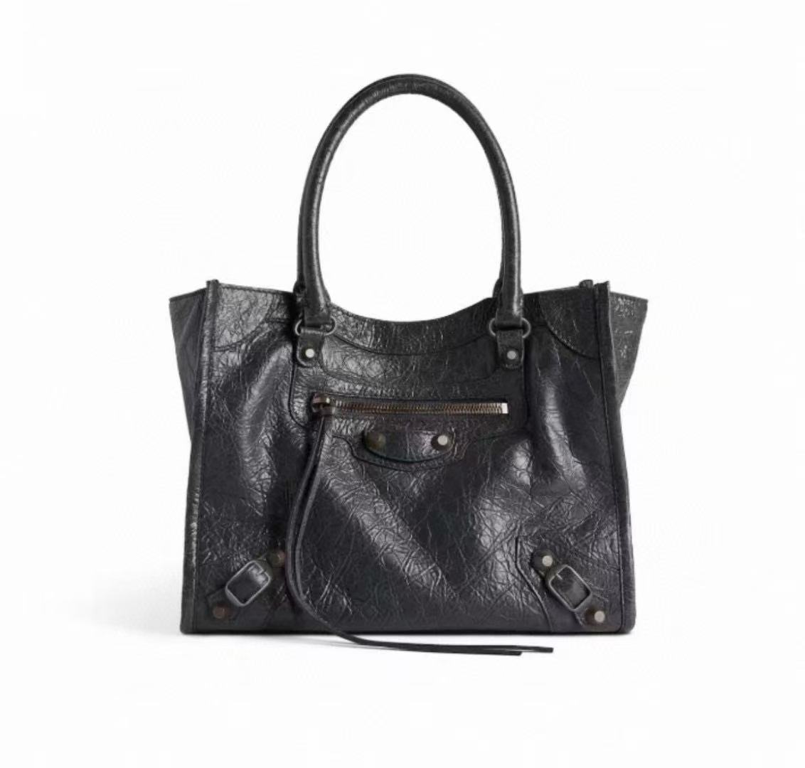 Balenciaga Le City Vertical Tote Bag Motorcycle Bag Cracked Old Retro Rivet Tassel Zipper Commuting Casual Bag #332658