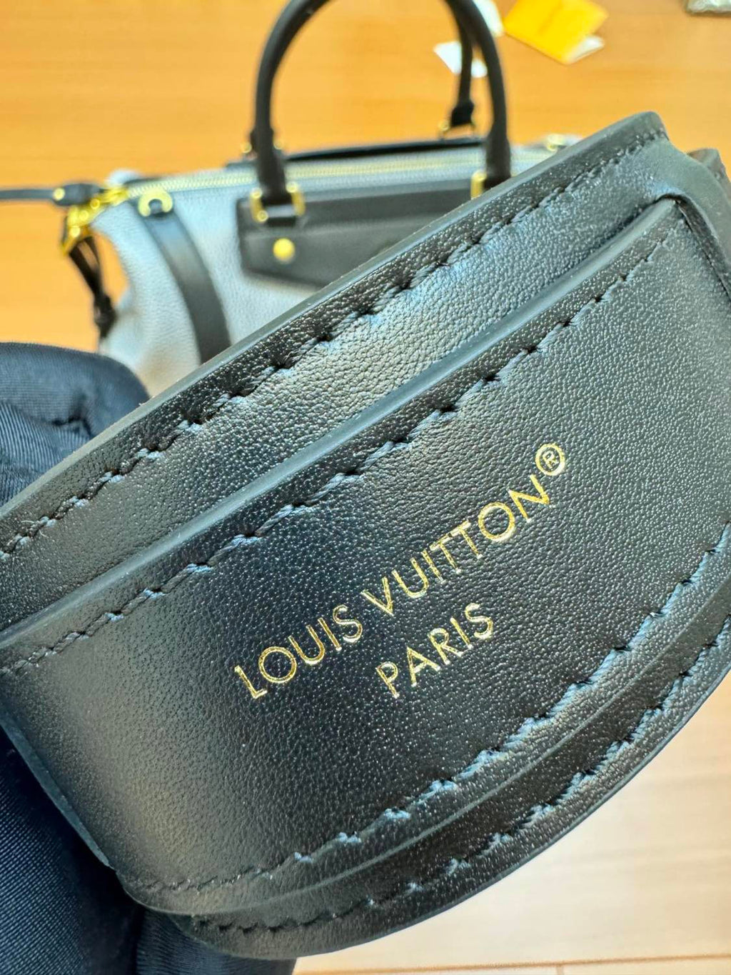 Louis Vuitton LV BIKER Women's Solid Color Metal Accessories Detachable Adjustable Shoulder Strap Sheep Leather Shoulder Handbag Bag Bags #76456