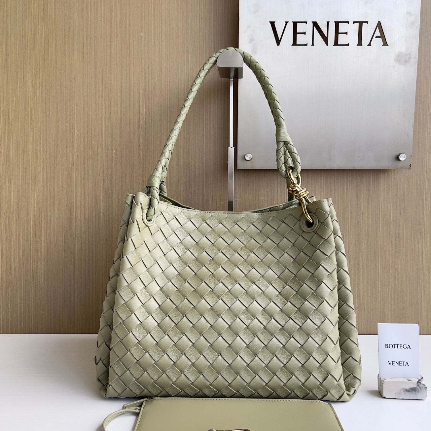 Bottega Veneta Large Parachute Women's Solid Color Lambskin Woven Tote Bag Bags #76484