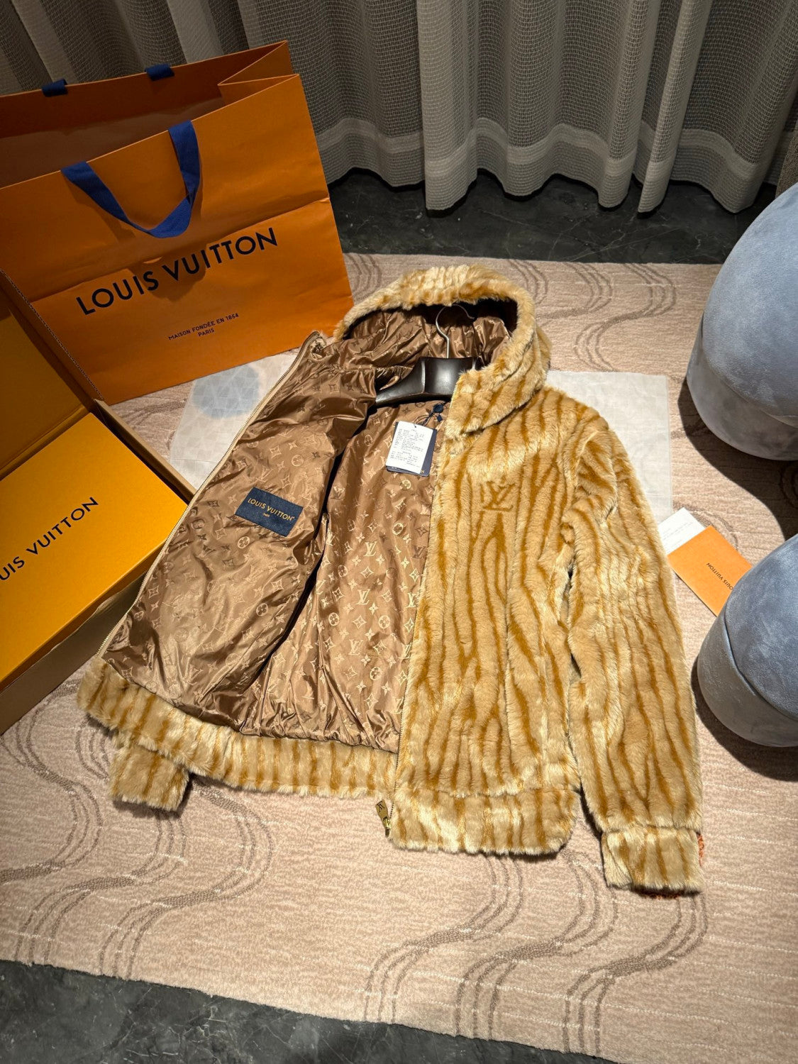 Louis Vuitton Epi Fleece Hooded Blouson #334486