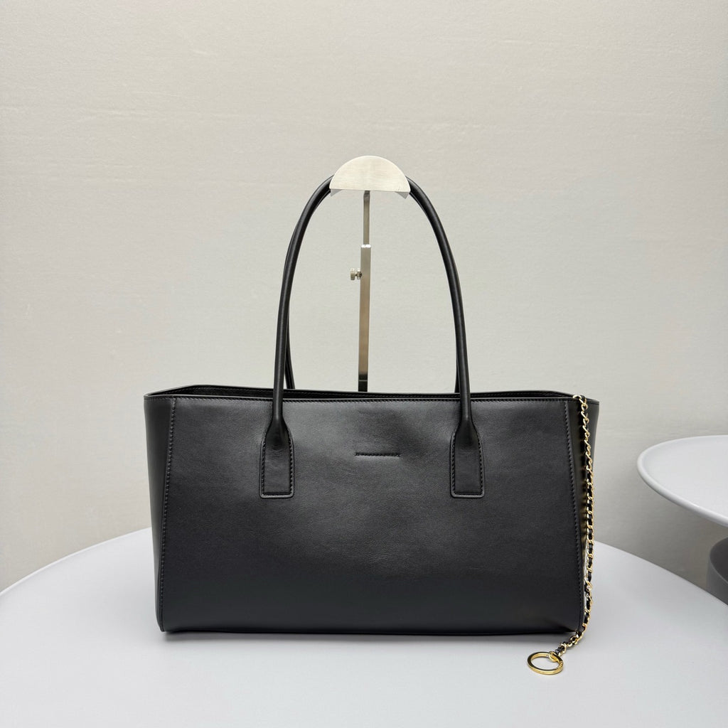 Chanel Small Shopping Bag Calfskin Gold-tone Metal #381318