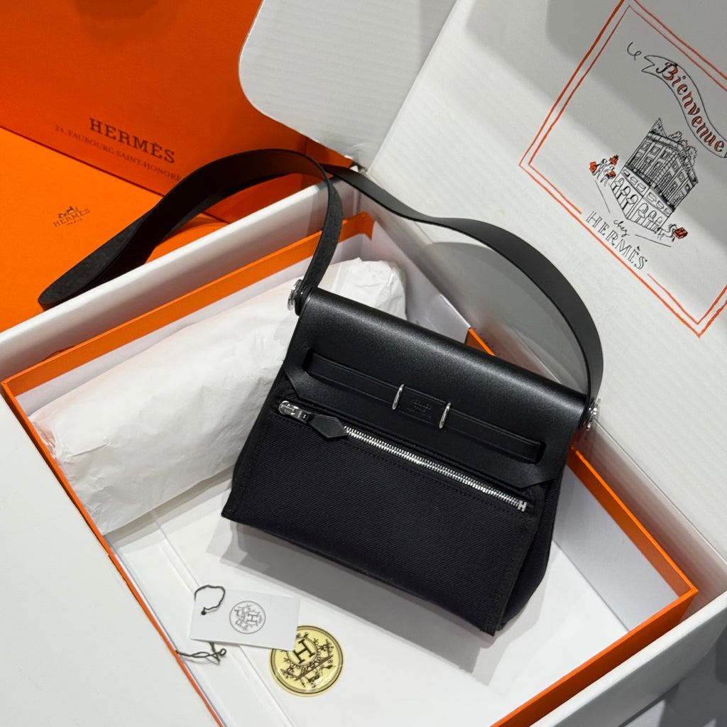 Hermes H -Mini Herbag Women's Color Blocking Metal Buckle Canvas and Cowhide Handbag Shoulder Satchel Bag Bags #76411