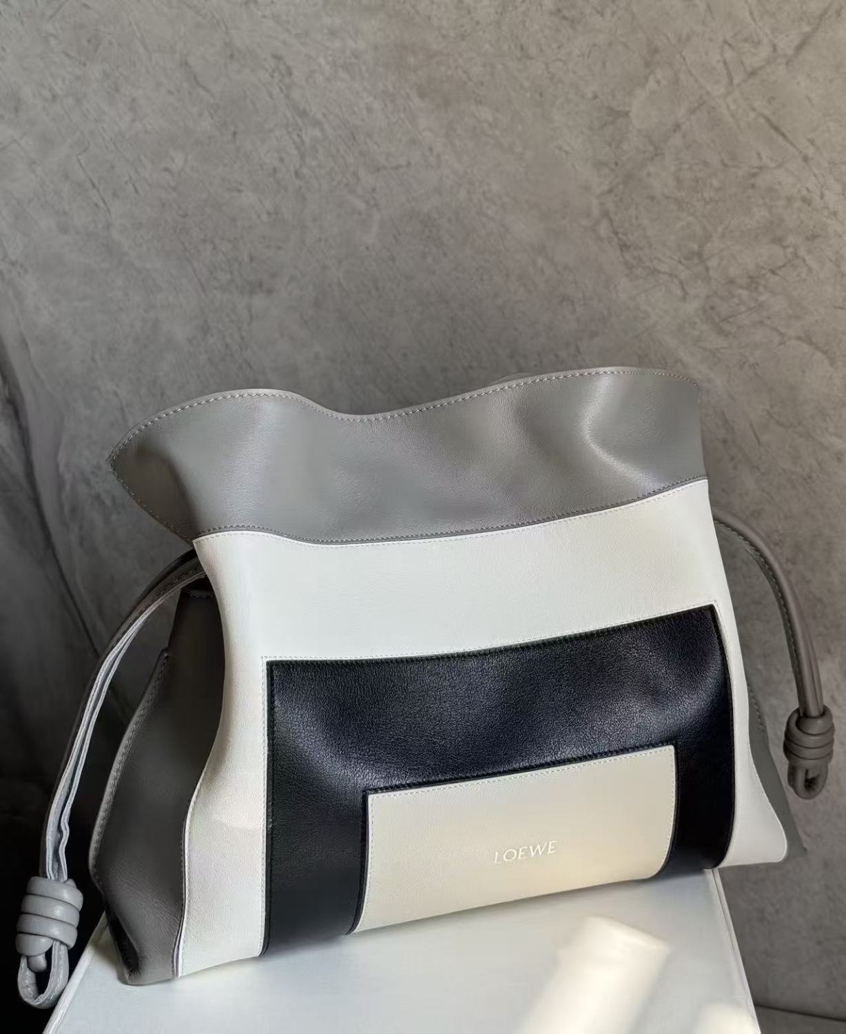 Loewe Medium Napa Leather Flamenco Clutch Loewe X Josef And Anni Albers Collection Fashion-forward Soft-leather Crossbody Bag Lady #195465