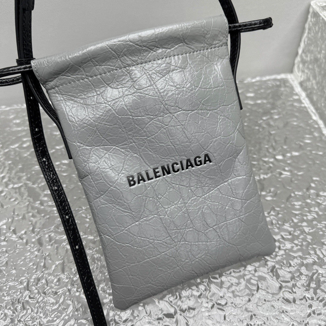 Balenciaga Men's Shopper Phone Holder Men's And Women's Drawstring Pouch - Fashionable Casual Phone Bag #82567A