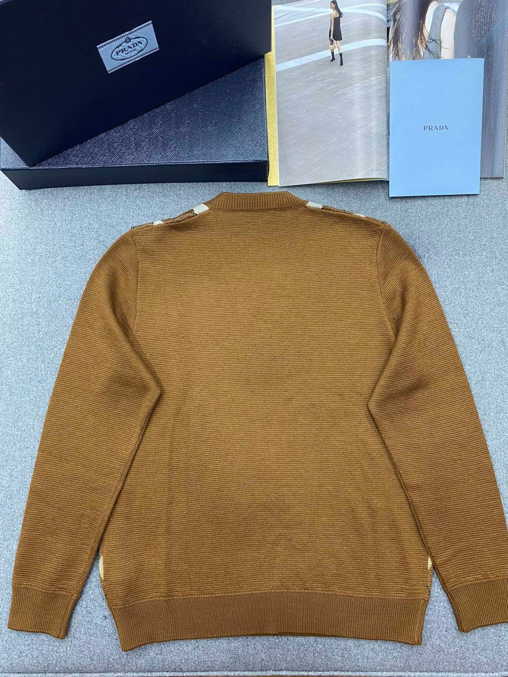 Prada Men's Spring And Fall Brown Diamond Applique V-neck Knitted Wool Casual Long Sleeved Sweater #73612