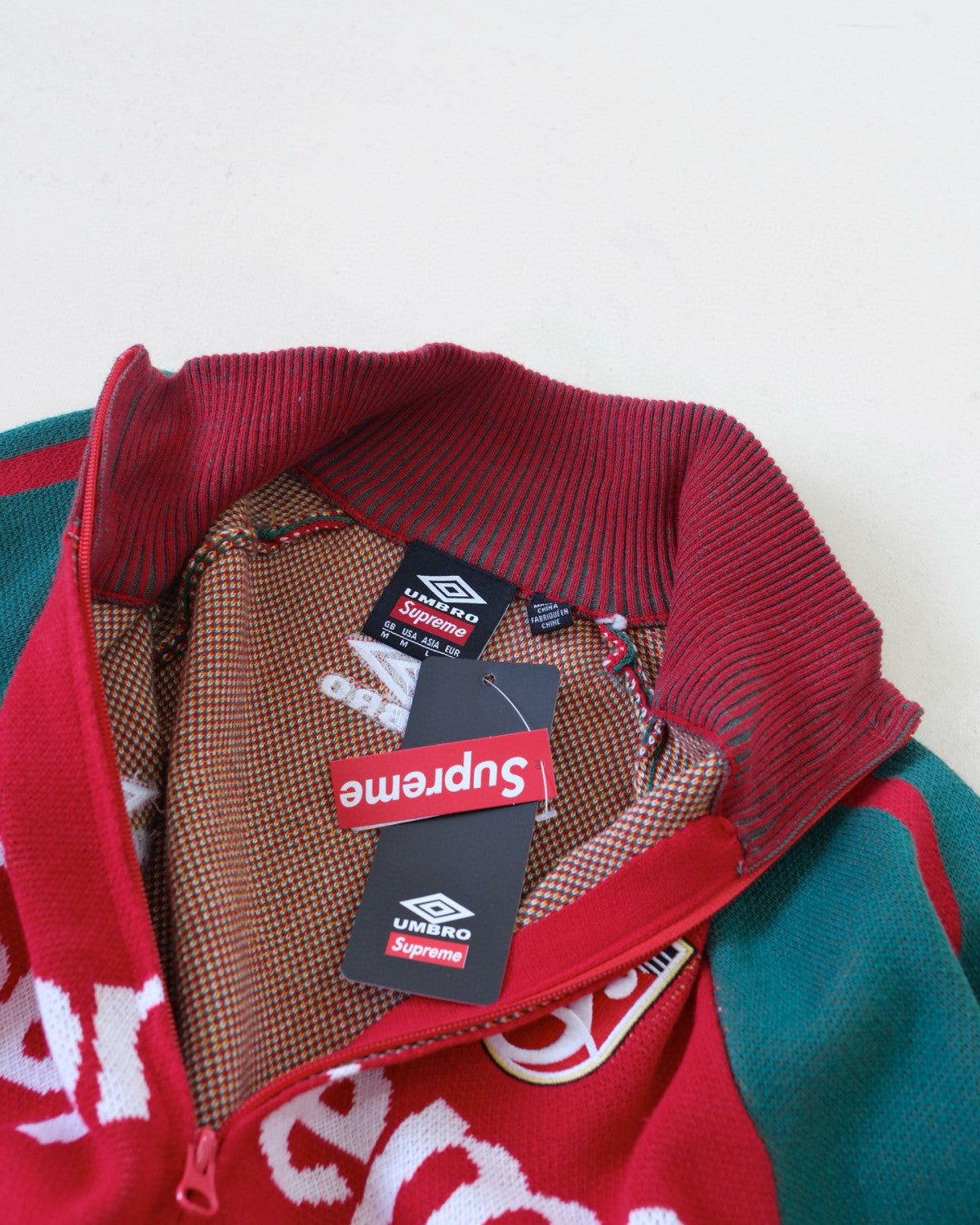 Supreme X UMBRO ZIP UP SWEATER Men's And Women's Spring And Summer Color-blocked Long-sleeved Knit Sweater With Embroidered Logo On The Chest Jacket And Casual Drawstring Shorts Set Suit #77888