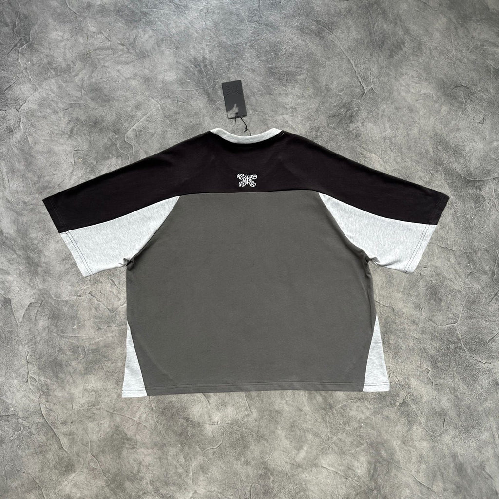 Mertra Three Color Sliced T-Shirt