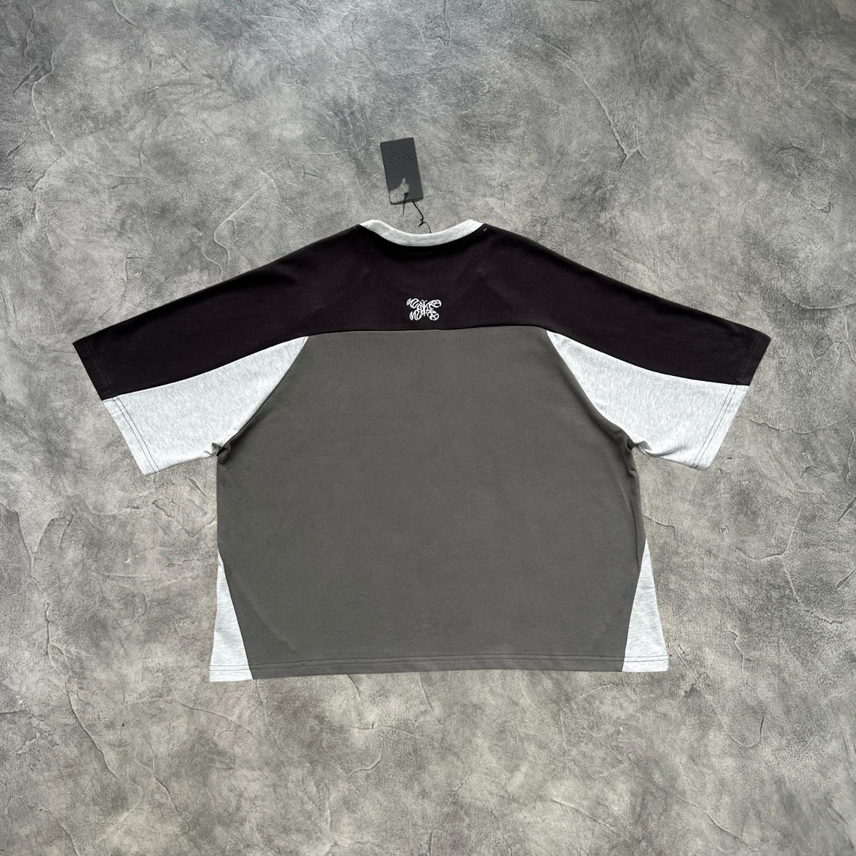 Mertra Three Color Sliced T-Shirt