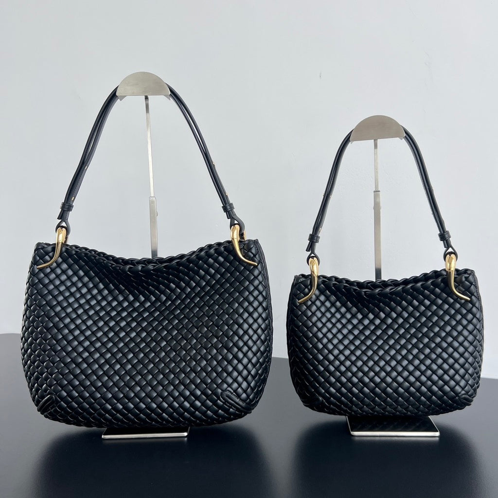 Bottega Veneta  clicker Metallic Finish Intreccio Woven Magnetic Clasp Tote Shoulder Bag Women's Luxury Elegant Bags 730968V01D12250 Ngvp #1985