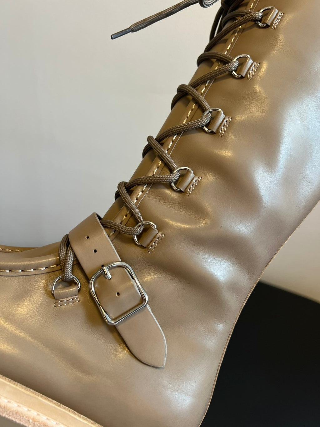 Hermes Women's Fall/Winter Landscape Boots Lace-Up Round-Toe High-Top Boots Solid-Color Cowhide Casual Shoes Heel Height: 3.5cm Ngvp #2326