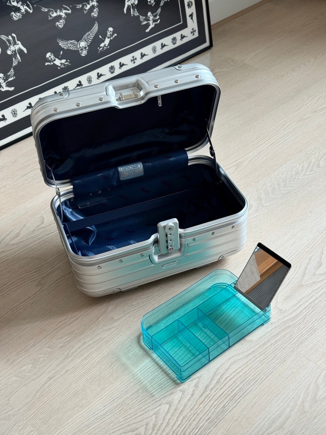 RIMOWA Aluminum Travel Vanity Case in Silver #379431