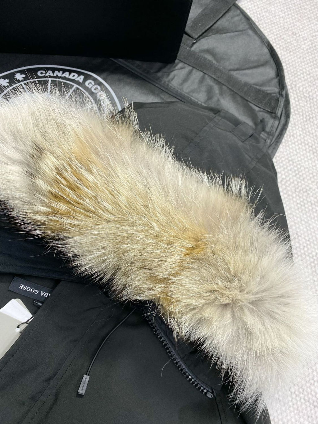 Canada Goose Goose Down Jacket #333770