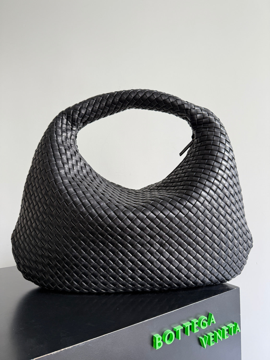 Bottega Veneta Women's Maxi Veneta #379968