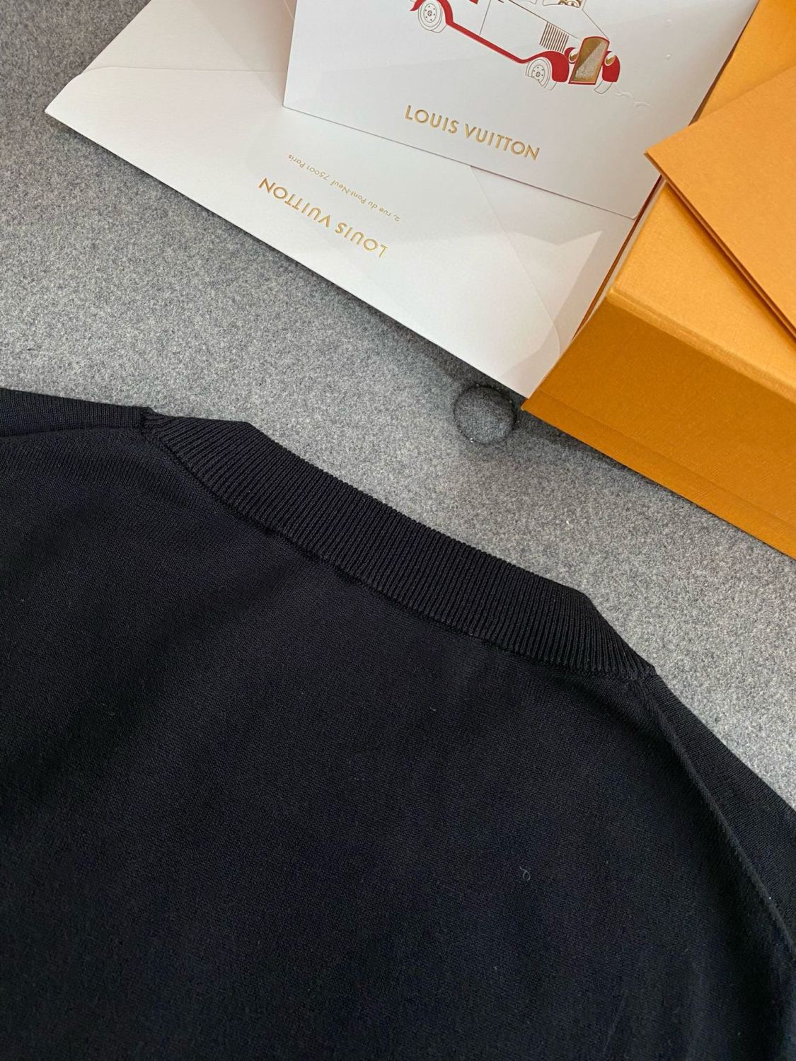 Louis Vuitton Men's Spring And Fall Logo Printed Crew Neck Black Cotton Long Sleeve Fitted Sweater #71473