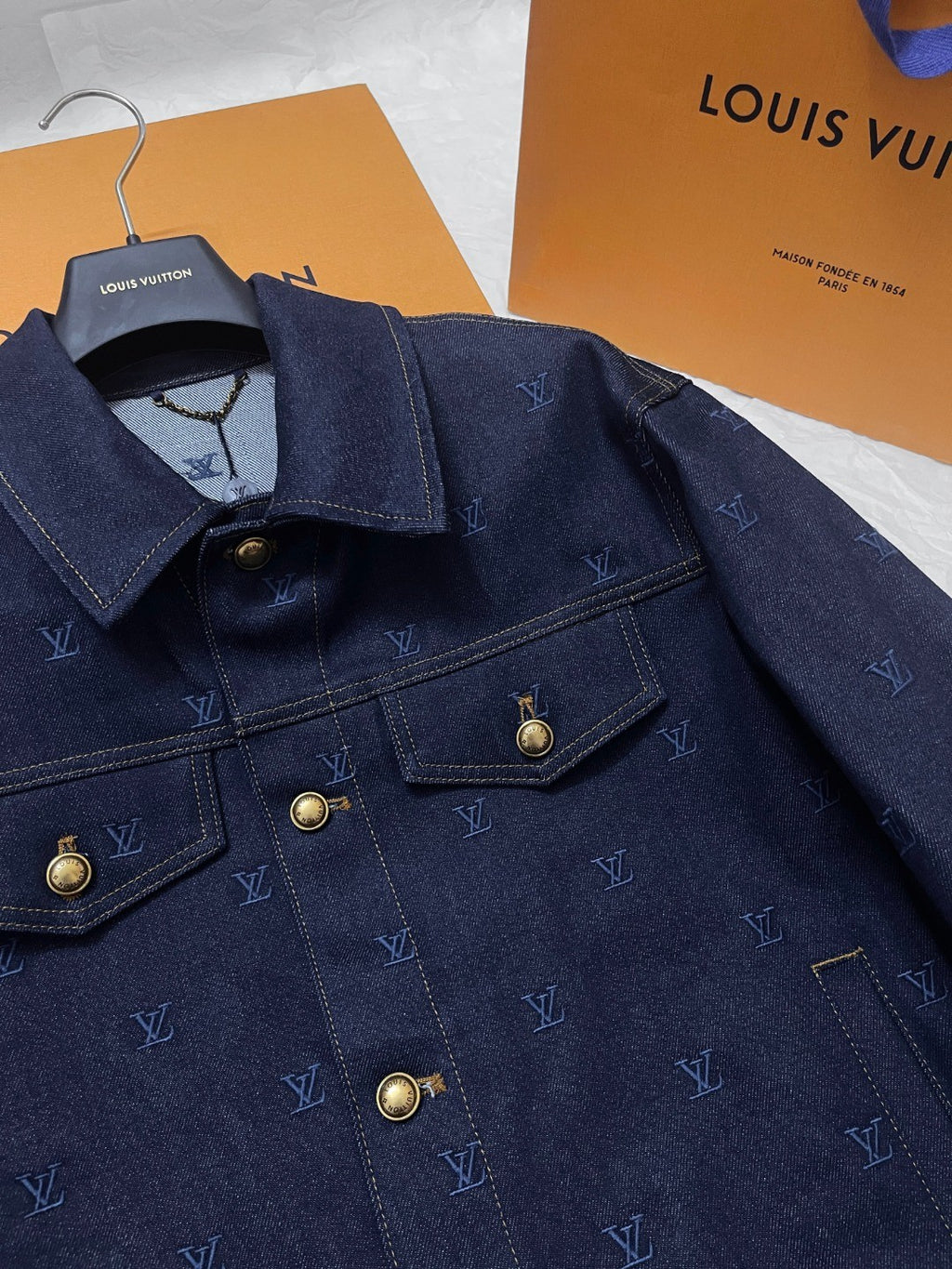 Louis Vuitton Men's Spring And Autumn Logo Embroidery Color Line Single Breasted Denim Long Sleeved Jacket Jeans Pants Set Suit #75393