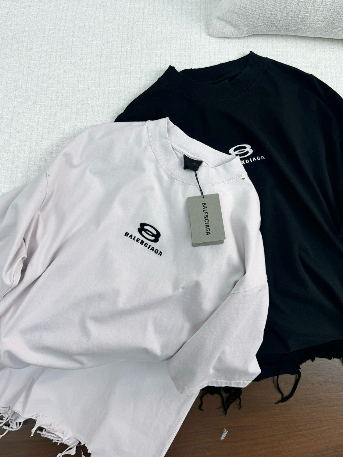 Balenciaga Men's and Women's Summer Embroidered Logo Printed Torn Hem Short Sleeve Unity Sports Icon Cropped T-Shirt Large #98146