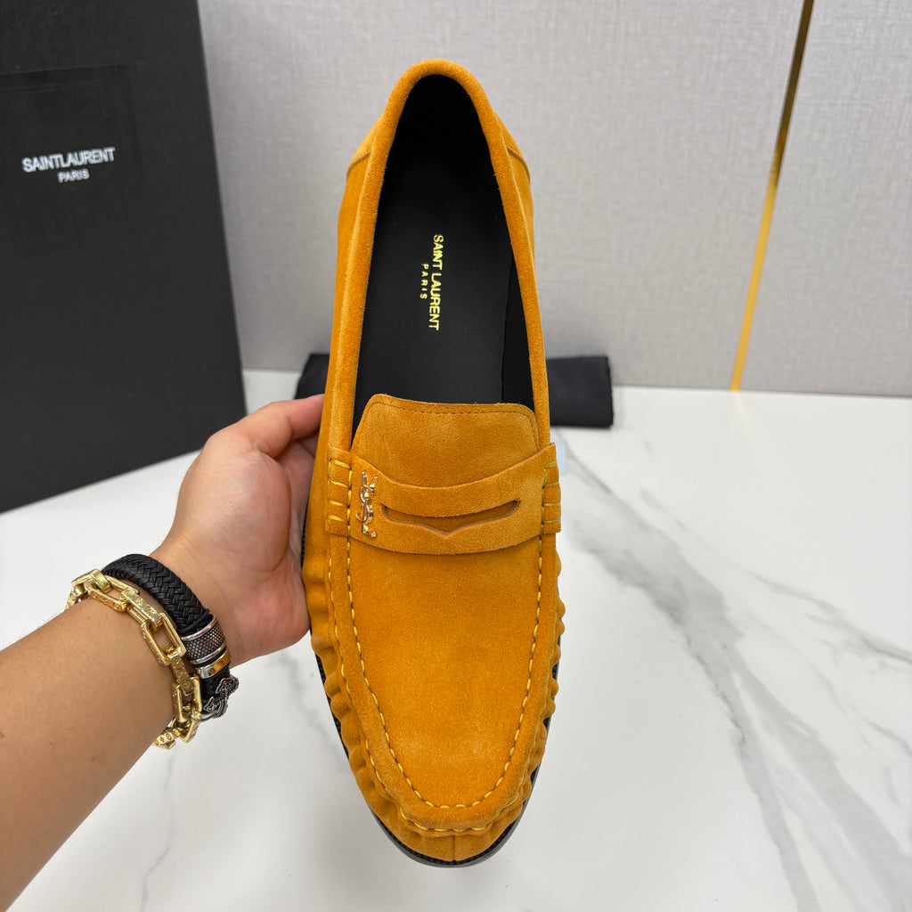 Saint Laurent LE LOAFER Supple in Suede in Brown #383805