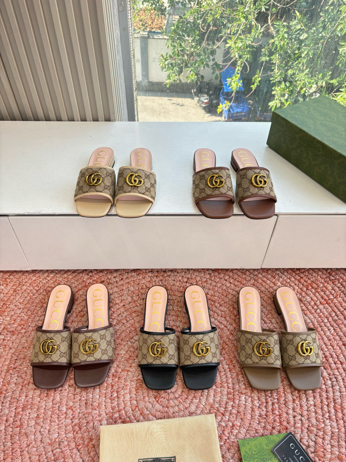 Gucci Platform Slippers Mules #377885