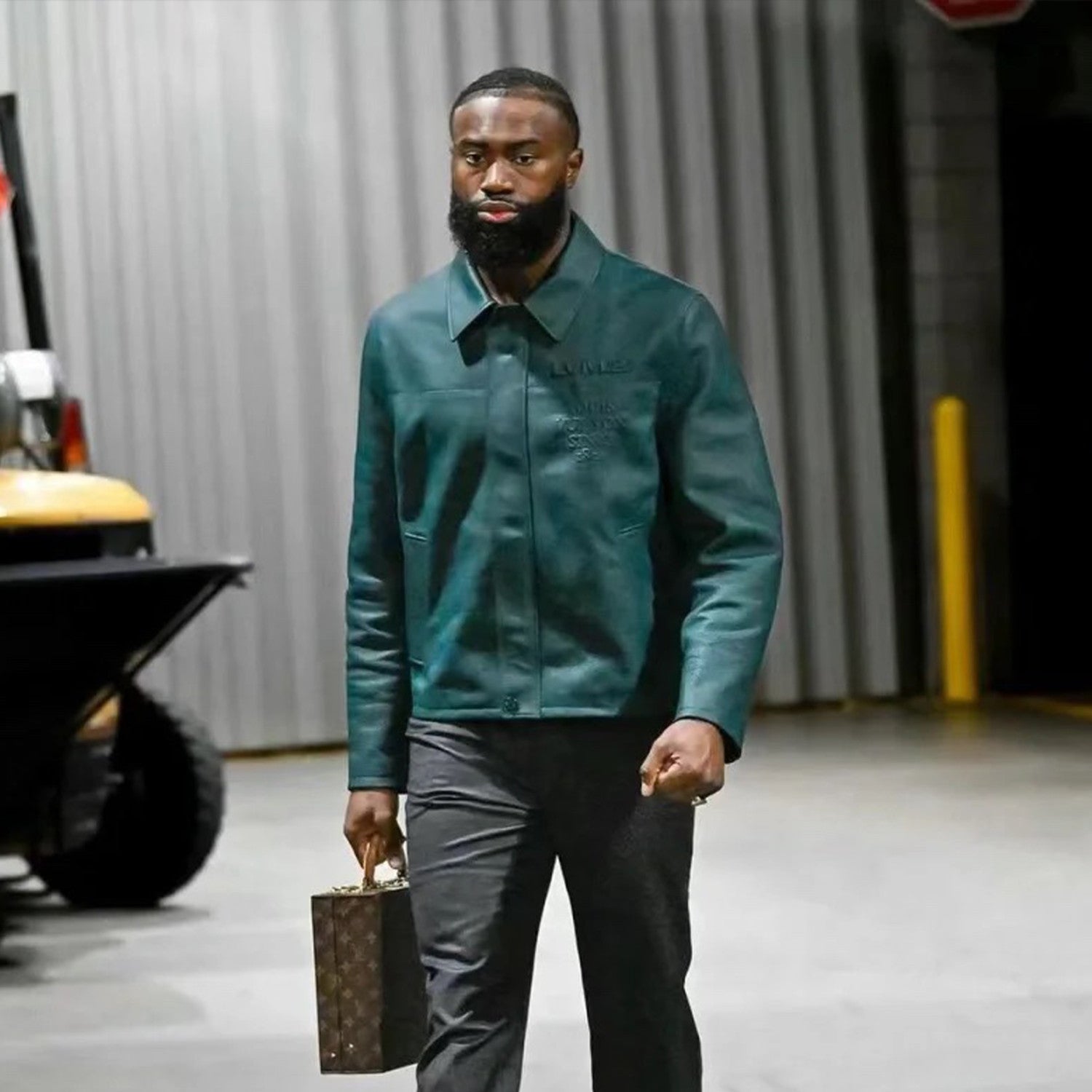 Louis Vuitton Men's Fall And Winter Green Retro Embossed Leather Long-sleeved Shirt Cowhide Jacket Fashion Trend Leisure Lapel Zipper Leather Jacket #81126